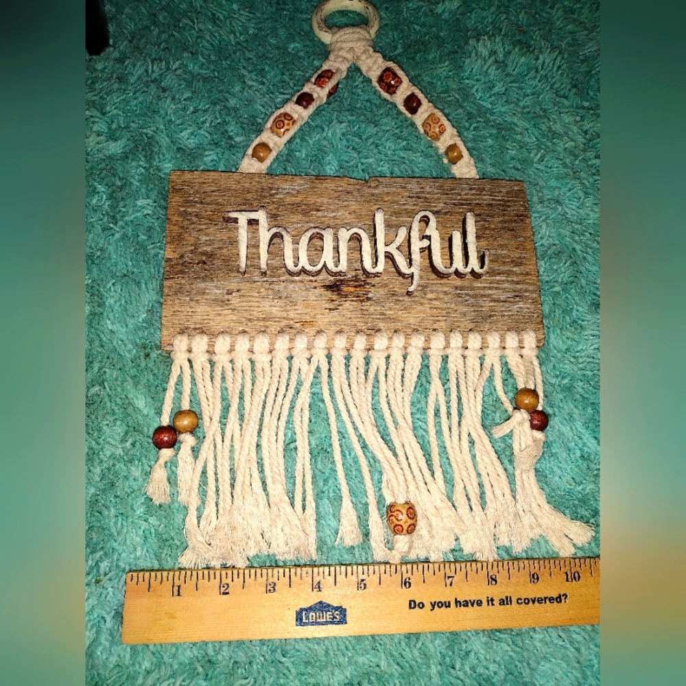 Wooden Thankful sign